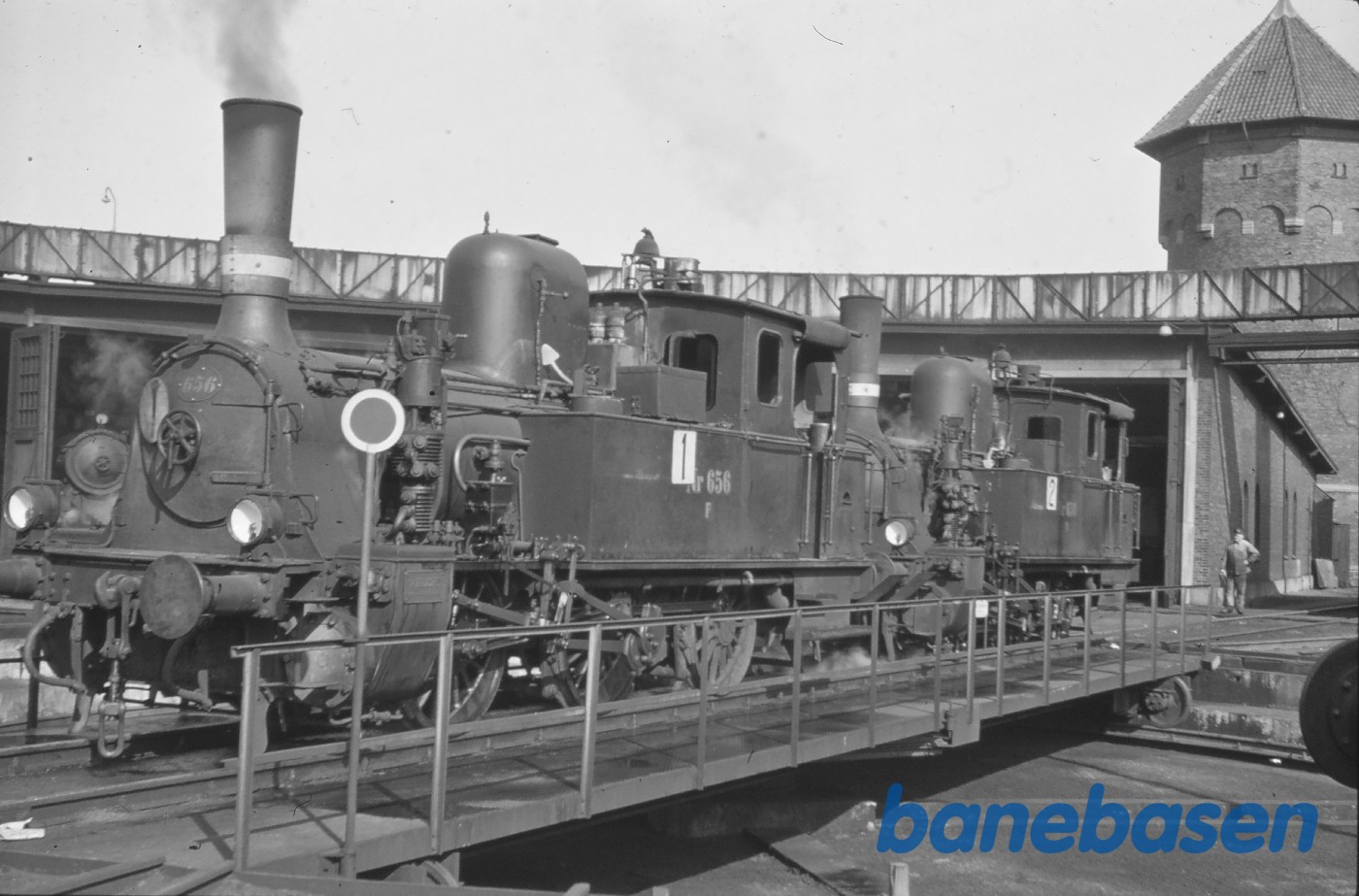 Damplokomotiver F 656 + F 658 Damplokomotiver F 656 + F 658