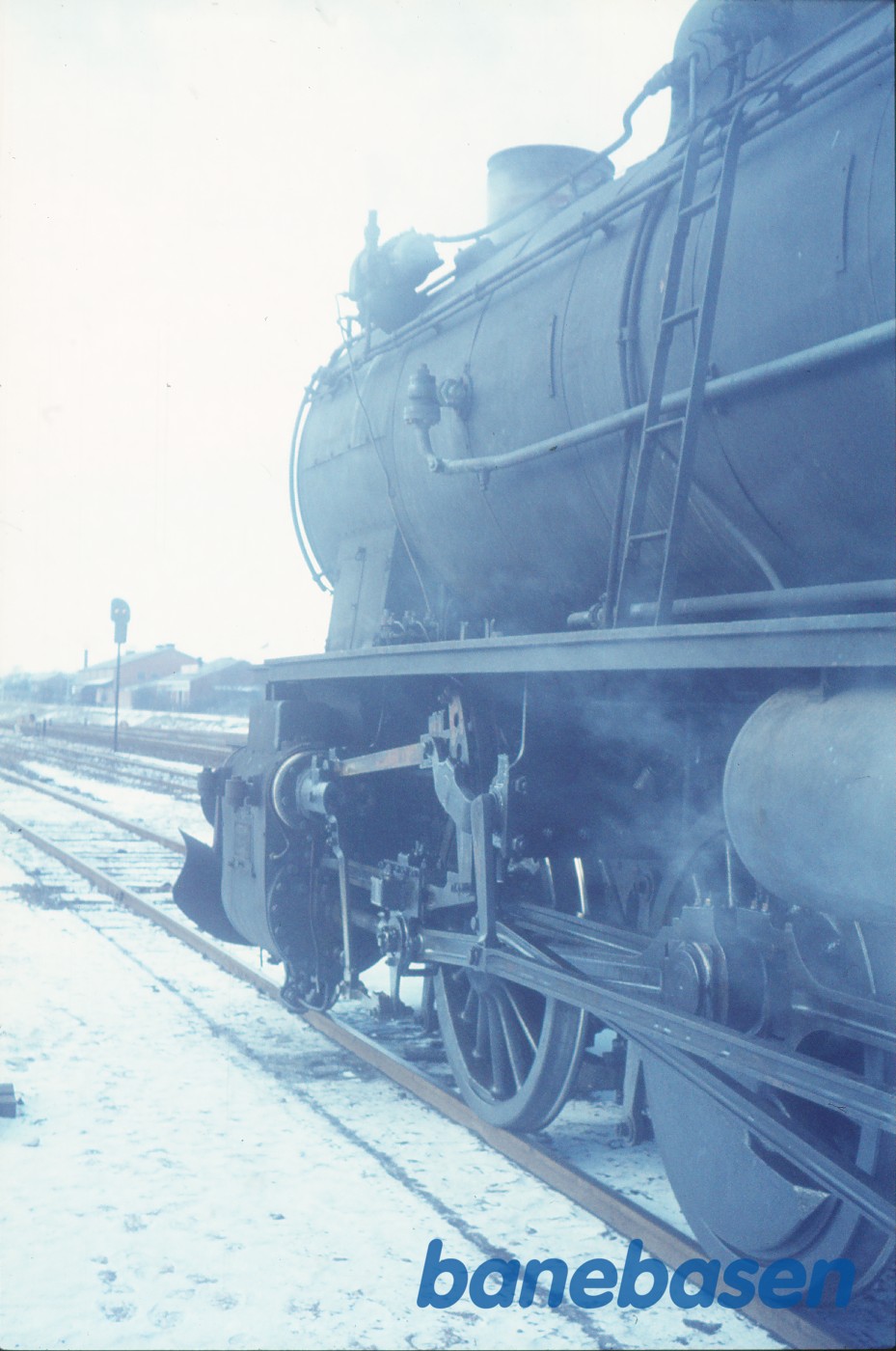 H 800, cylinder, hjul og gangtøj, venstre side H 800, cylinder, hjul og gangtøj, venstre side