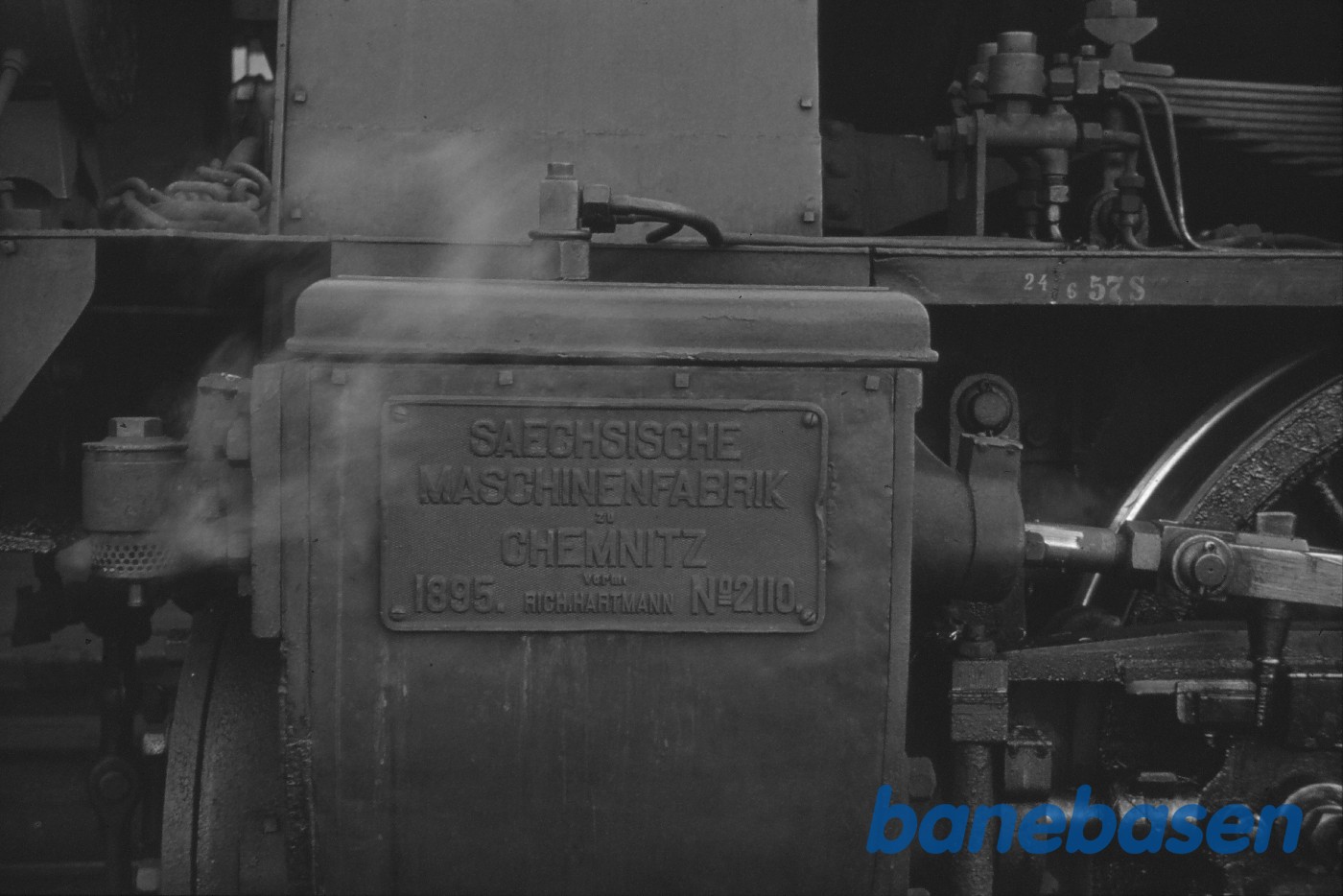 HS 385, fabriksplade HS 385, fabriksplade