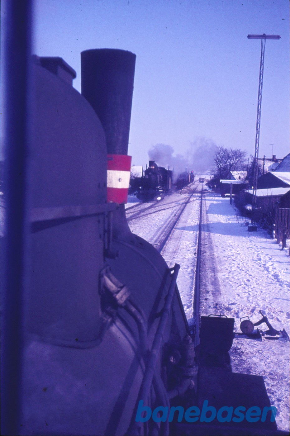 Vue fra HS 388 (SvJ kører), D-maskine med godstog fra Slagelse under indkørsel Vue fra HS 388 (SvJ kører), D-maskine med godstog fra Slagelse under indkørsel