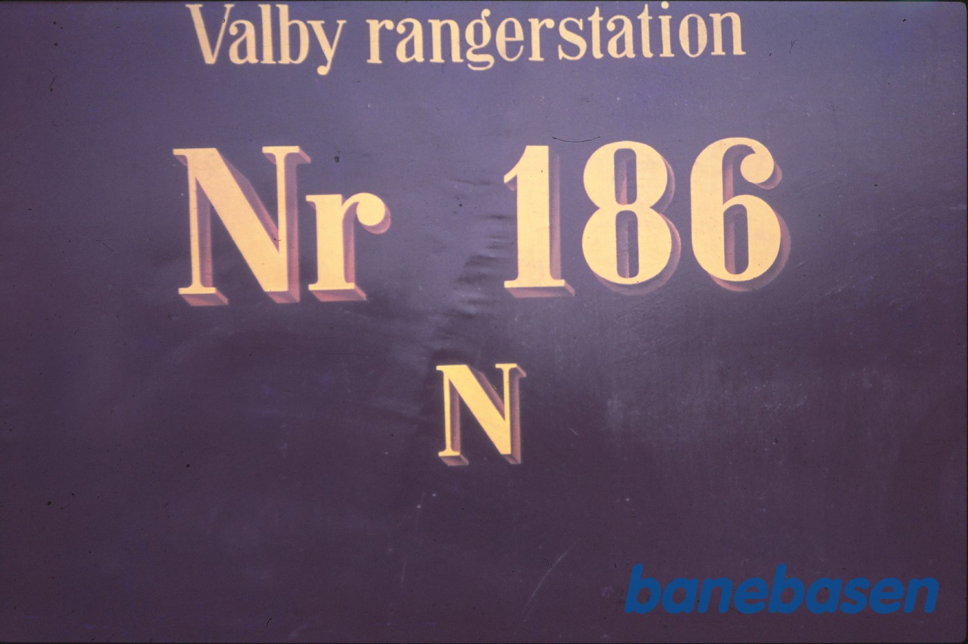 N 186, påskrifter N 186, påskrifter