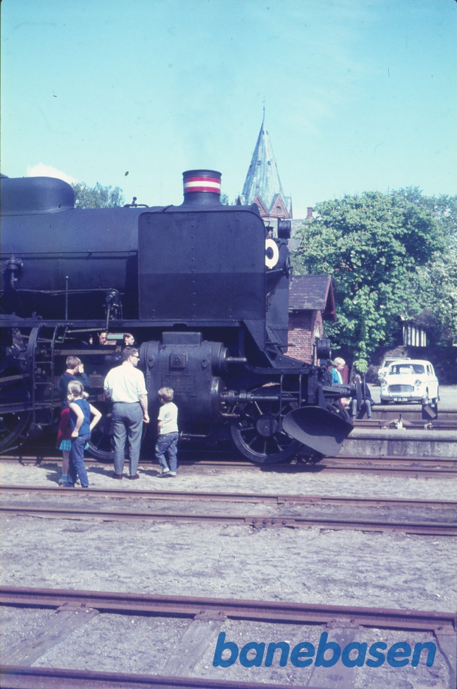 Front af R 946 Front af R 946