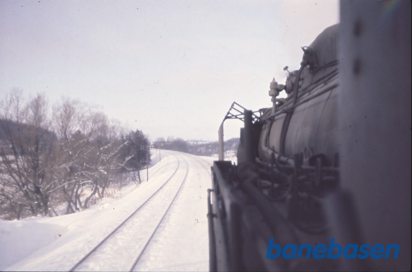 Vue fra fyrbøderens plads på S-maskine under udkørsel til Nordbanen Vue fra fyrbøderens plads på S-maskine under udkørsel til Nordbanen
