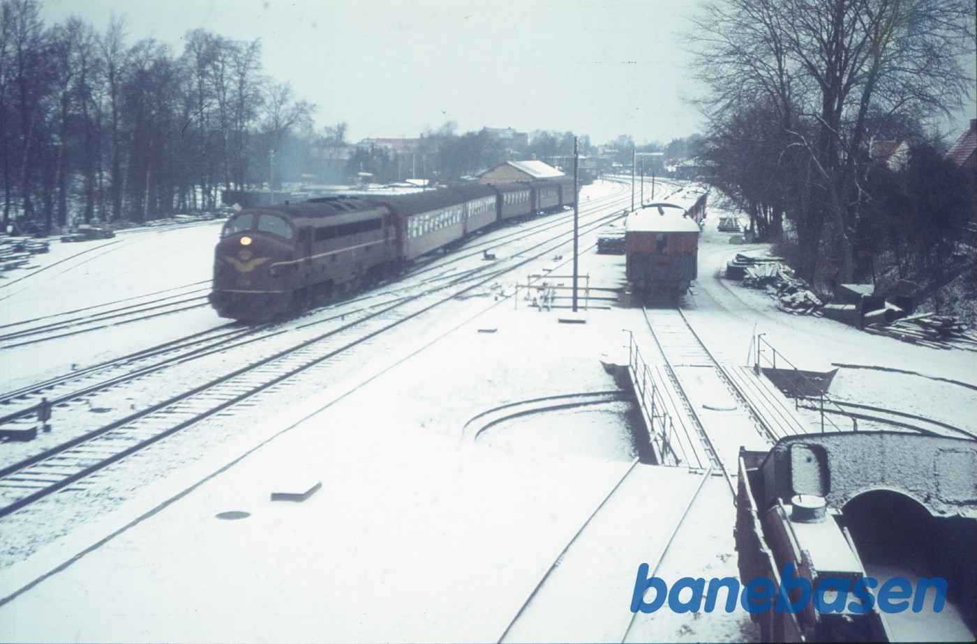 MY med persontog MY med persontog