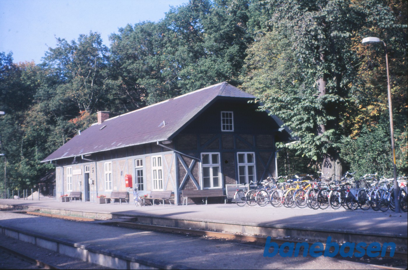 Fruens Bøge station Fruens Bøge station