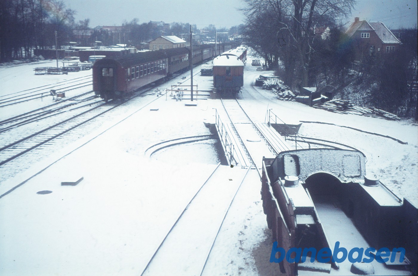 Rungsted station, set fra remisen Rungsted station, set fra remisen