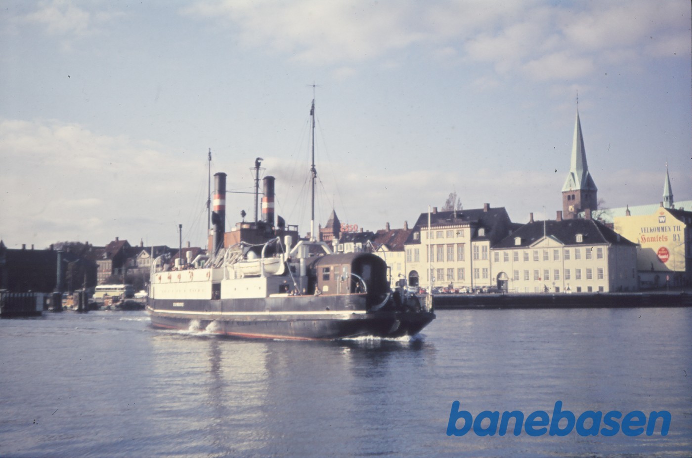 Jernbanefærgen mellem Helsingør og Helsingborg Jernbanefærgen mellem Helsingør og Helsingborg