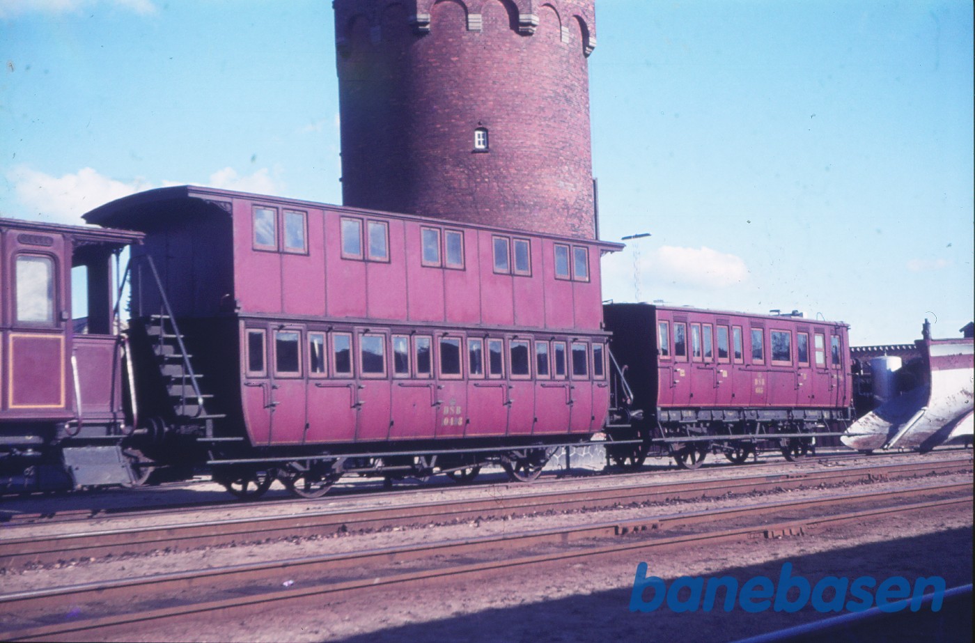 Personvogne CO 10498 + BJ 665 Personvogne CO 10498 + BJ 665