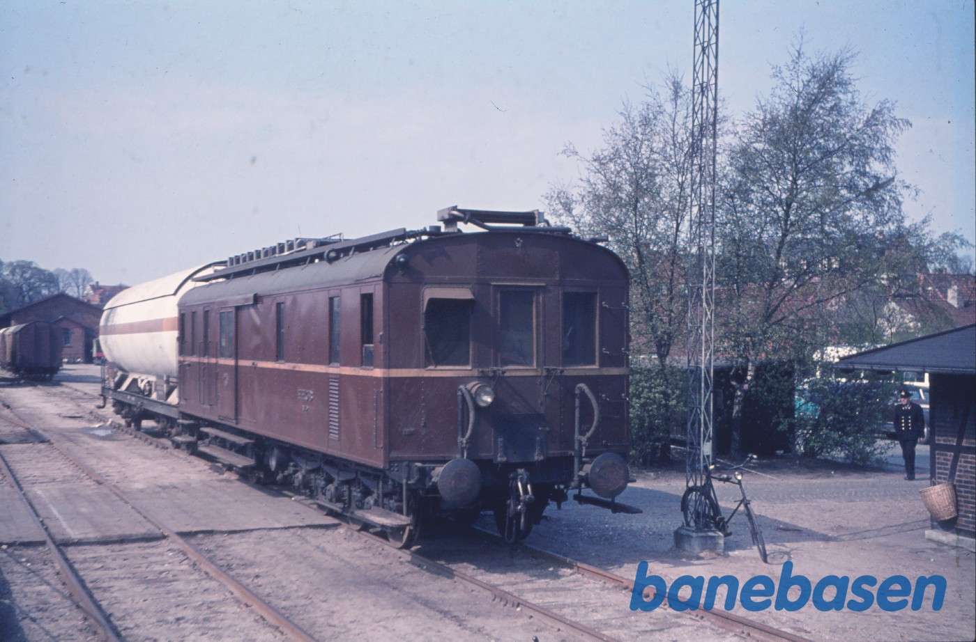 M 2 + gastankvogn M 2 + gastankvogn