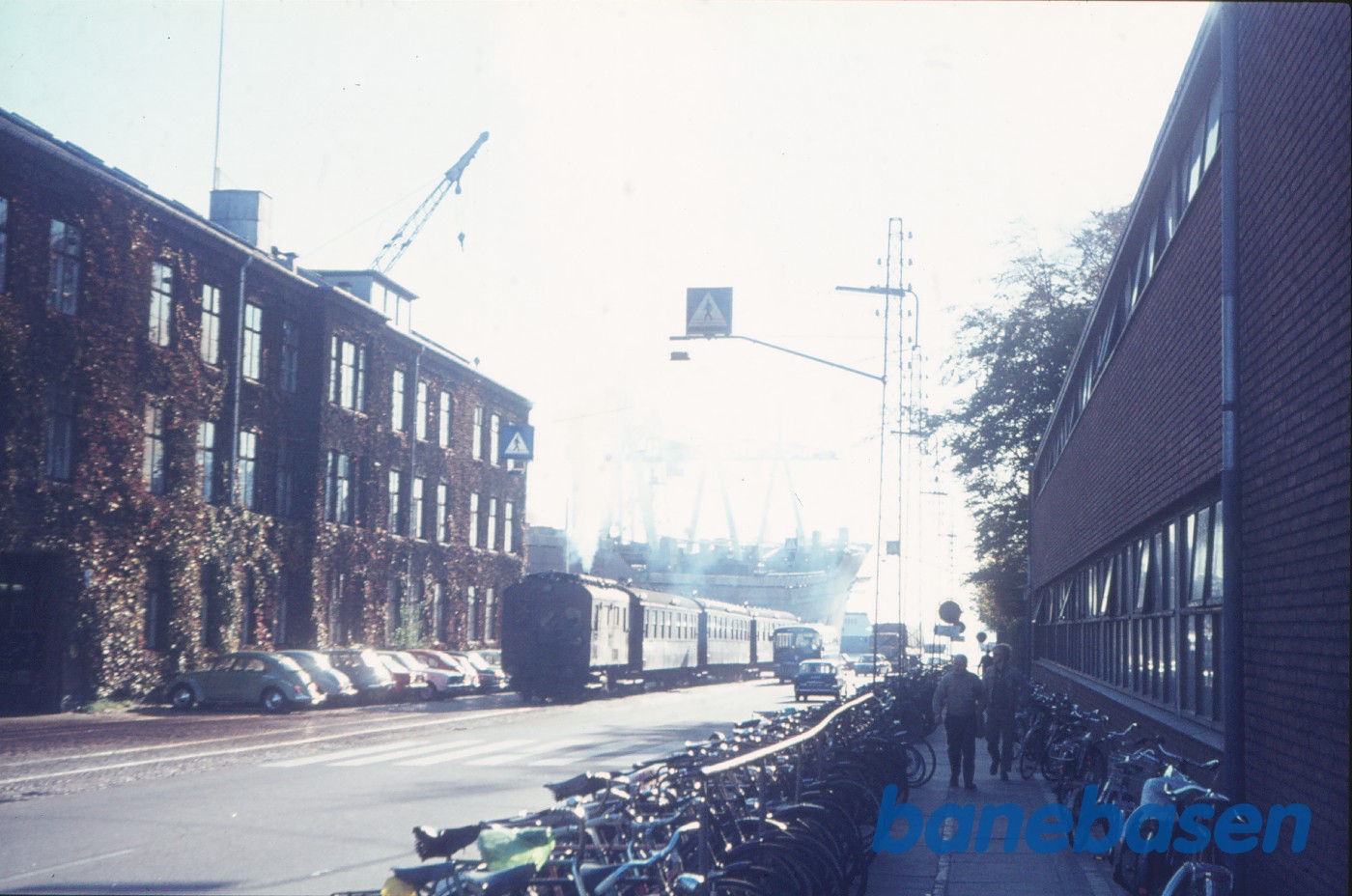 M 4 med Hjemmeværnets udstillingstog i Allegade M 4 med Hjemmeværnets udstillingstog i Allegade