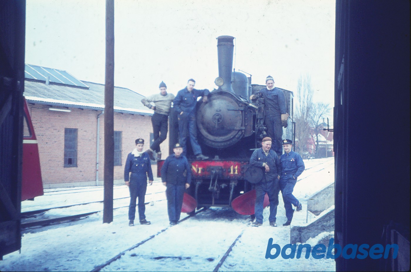 Arbejdsholdet ved GDS nr. 11 før afsendelse til Maribo Arbejdsholdet ved GDS nr. 11 før afsendelse til Maribo