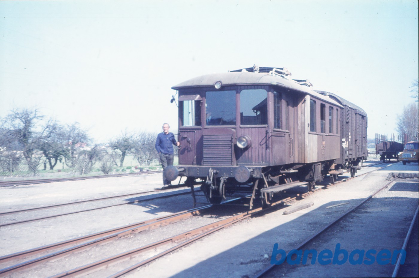 M 2 med godstog M 2 med godstog