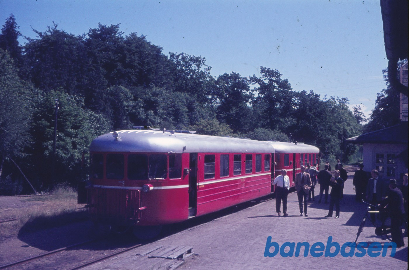 S 27 + CS 40 som udflugtstog for DJK S 27 + CS 40 som udflugtstog for DJK