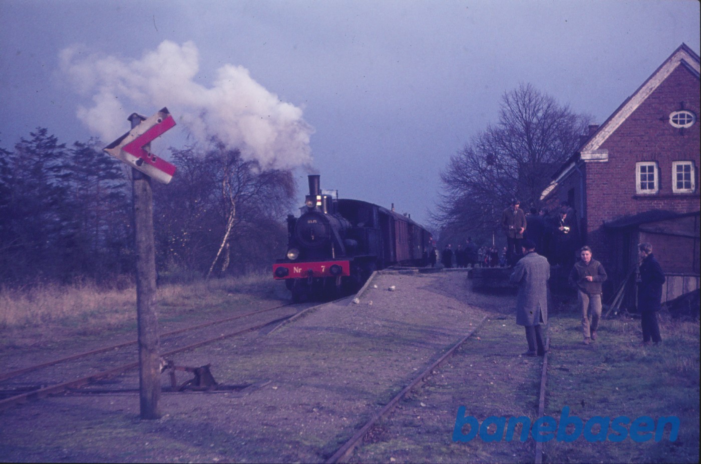 ØSJS nr. 7 med udflugtstog på KRB ØSJS nr. 7 med udflugtstog på KRB