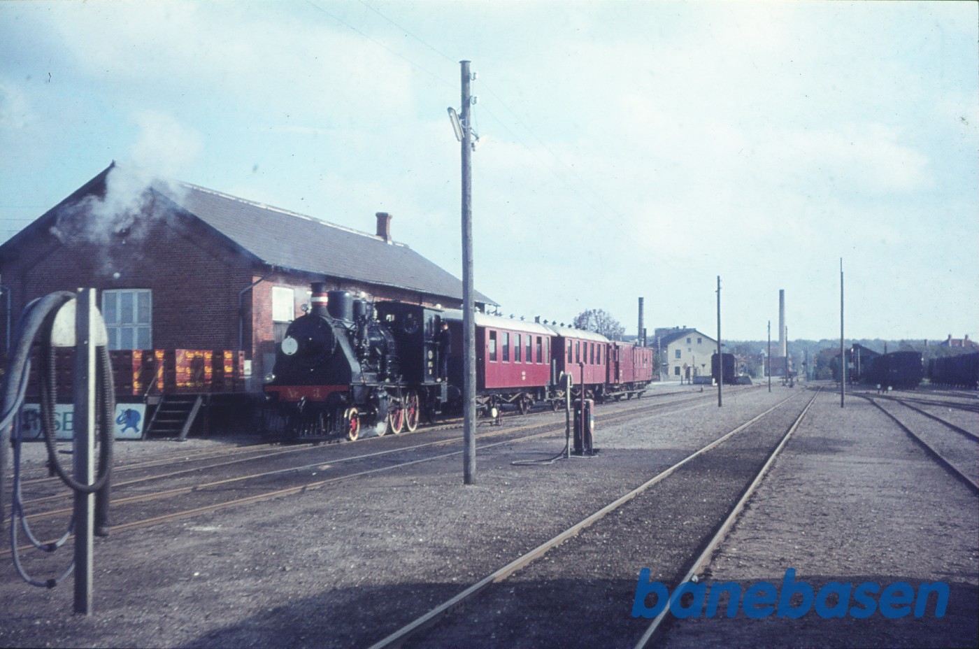 Damplokomotiv nr. 3 med udflugtstog for DJK/OMJK Damplokomotiv nr. 3 med udflugtstog for DJK/OMJK