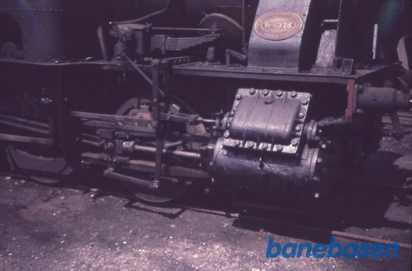 Damplokomotiv nr. 6, hjul og gangtøj Damplokomotiv nr. 6, hjul og gangtøj