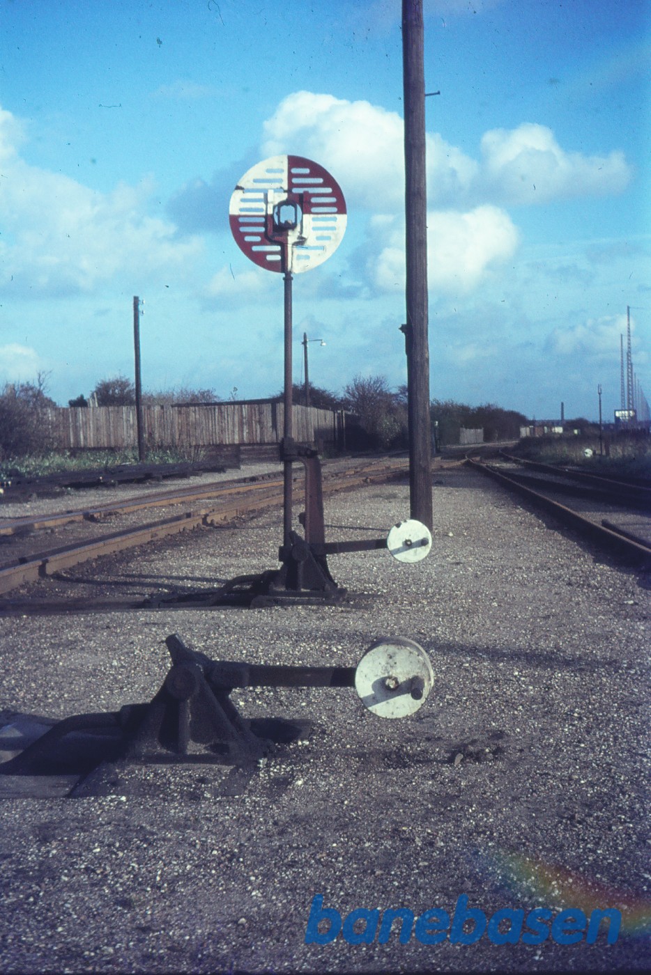 Sporskiftebukke med signalskive Sporskiftebukke med signalskive