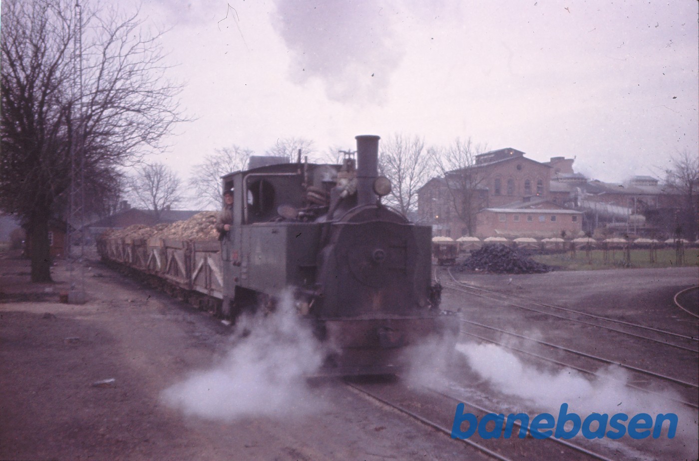 Roetog fra sydlinjen ved vejerboden Roetog fra sydlinjen ved vejerboden