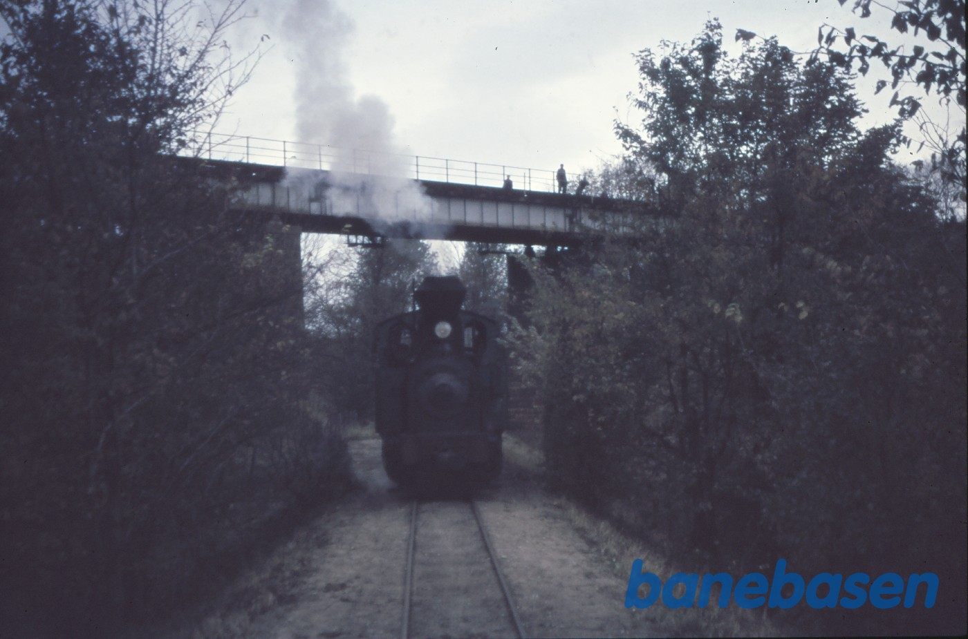 Damplokomotiv No. 2 ved broen over Vårby å Damplokomotiv No. 2 ved broen over Vårby å