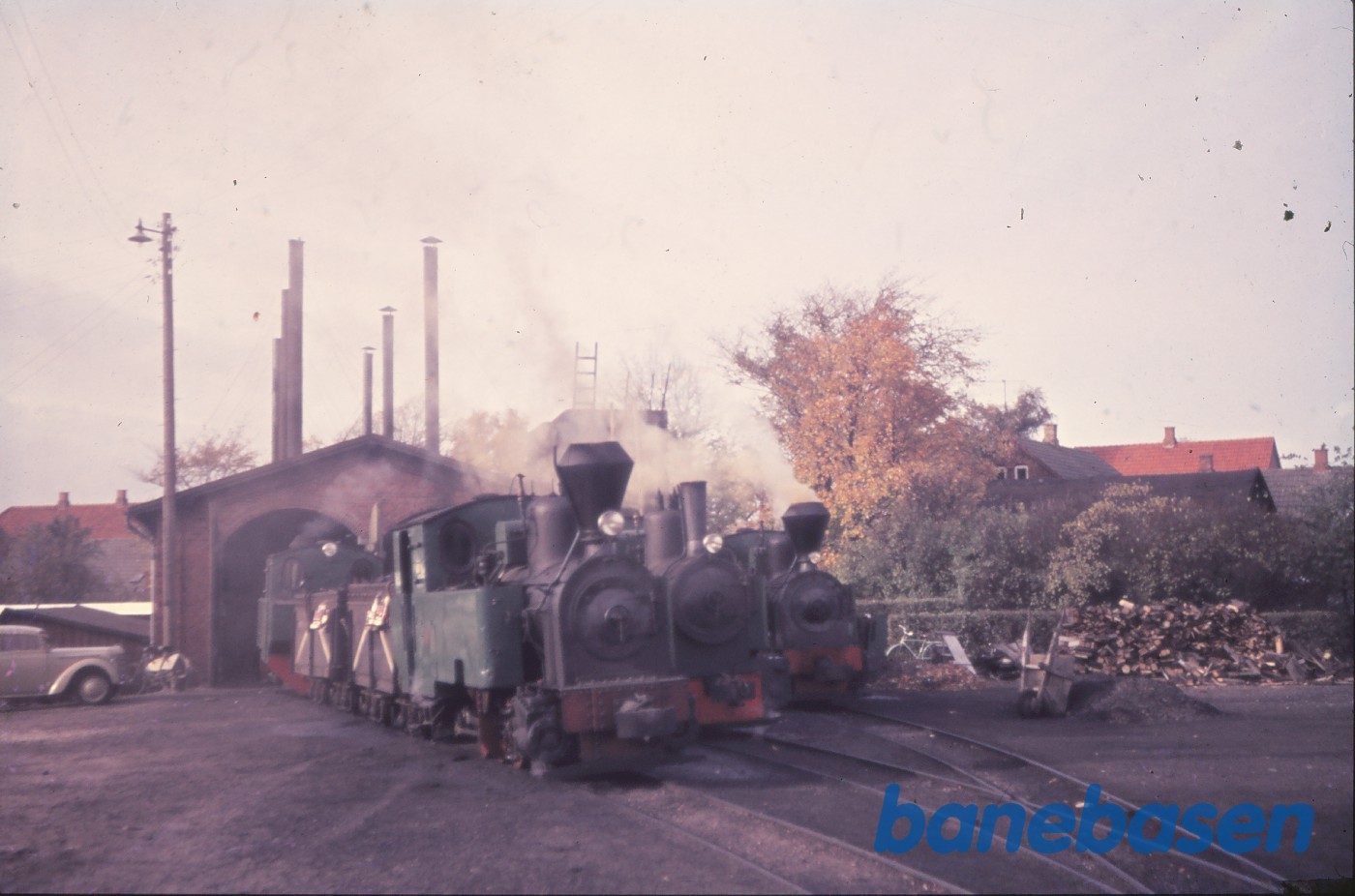 Damplokomotiver ved remisen Damplokomotiver ved remisen