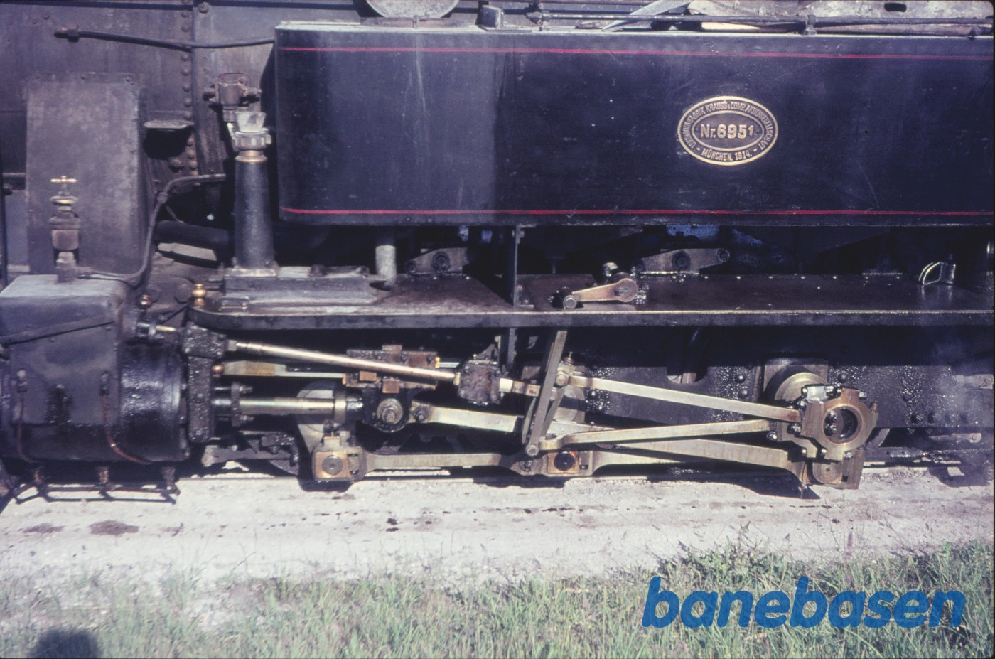 Damplokomotiv nr. 5, cylinder og gangtøj Damplokomotiv nr. 5, cylinder og gangtøj