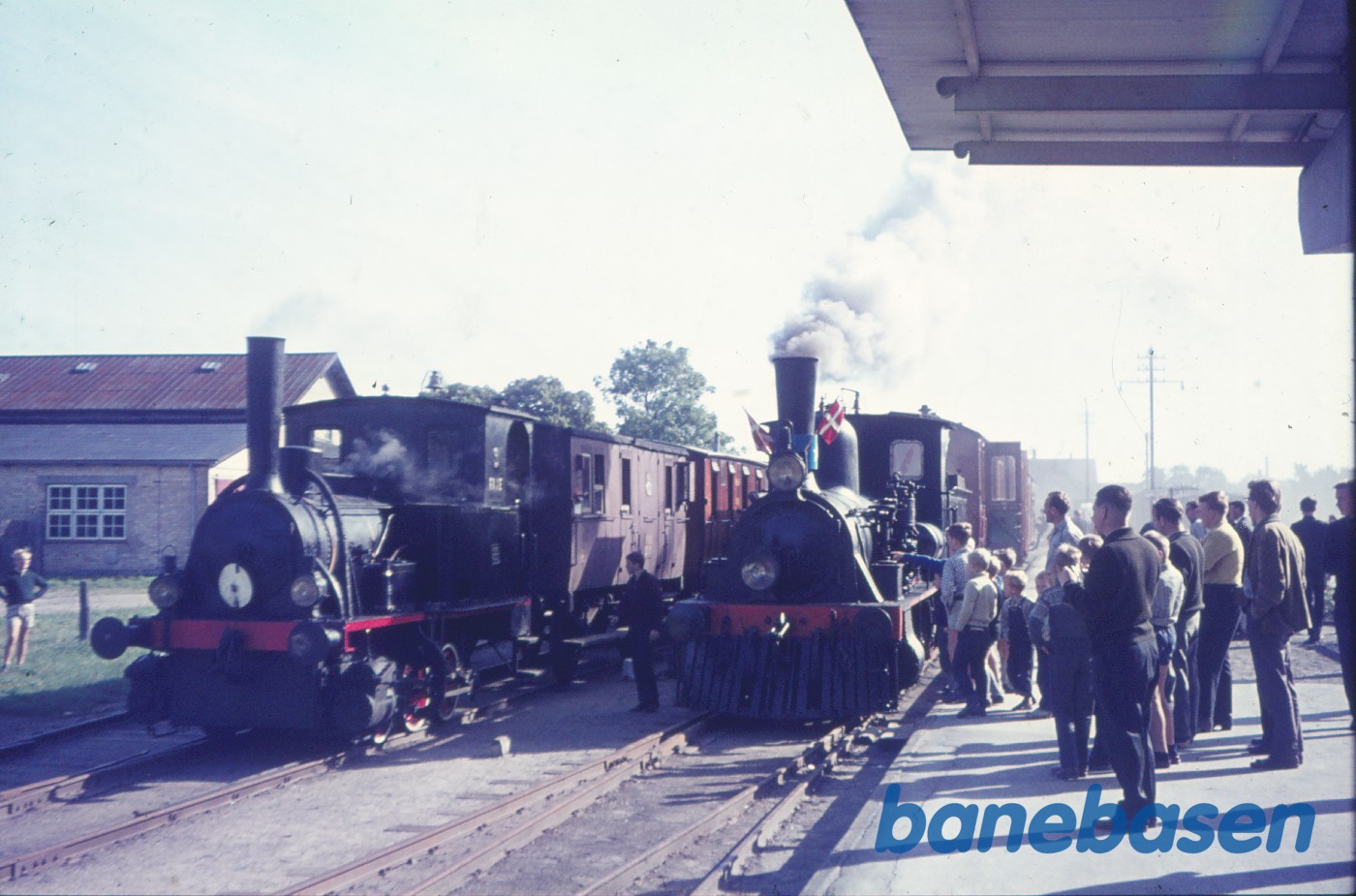 OHJ nr. 5 og ØSJS nr. 3 med veterantog OHJ nr. 5 og ØSJS nr. 3 med veterantog