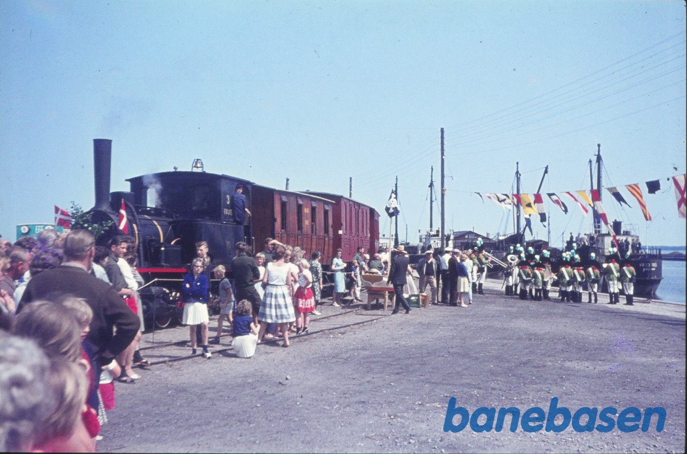 ØSJS nr. 3 med indvielsestog ØSJS nr. 3 med indvielsestog