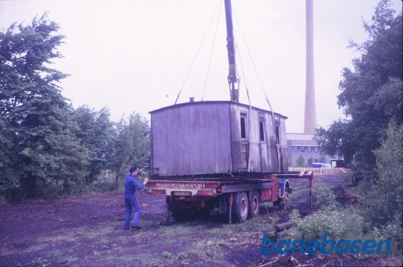 Læsning af vognkasse FJ "Bistadet" Læsning af vognkasse FJ "Bistadet"