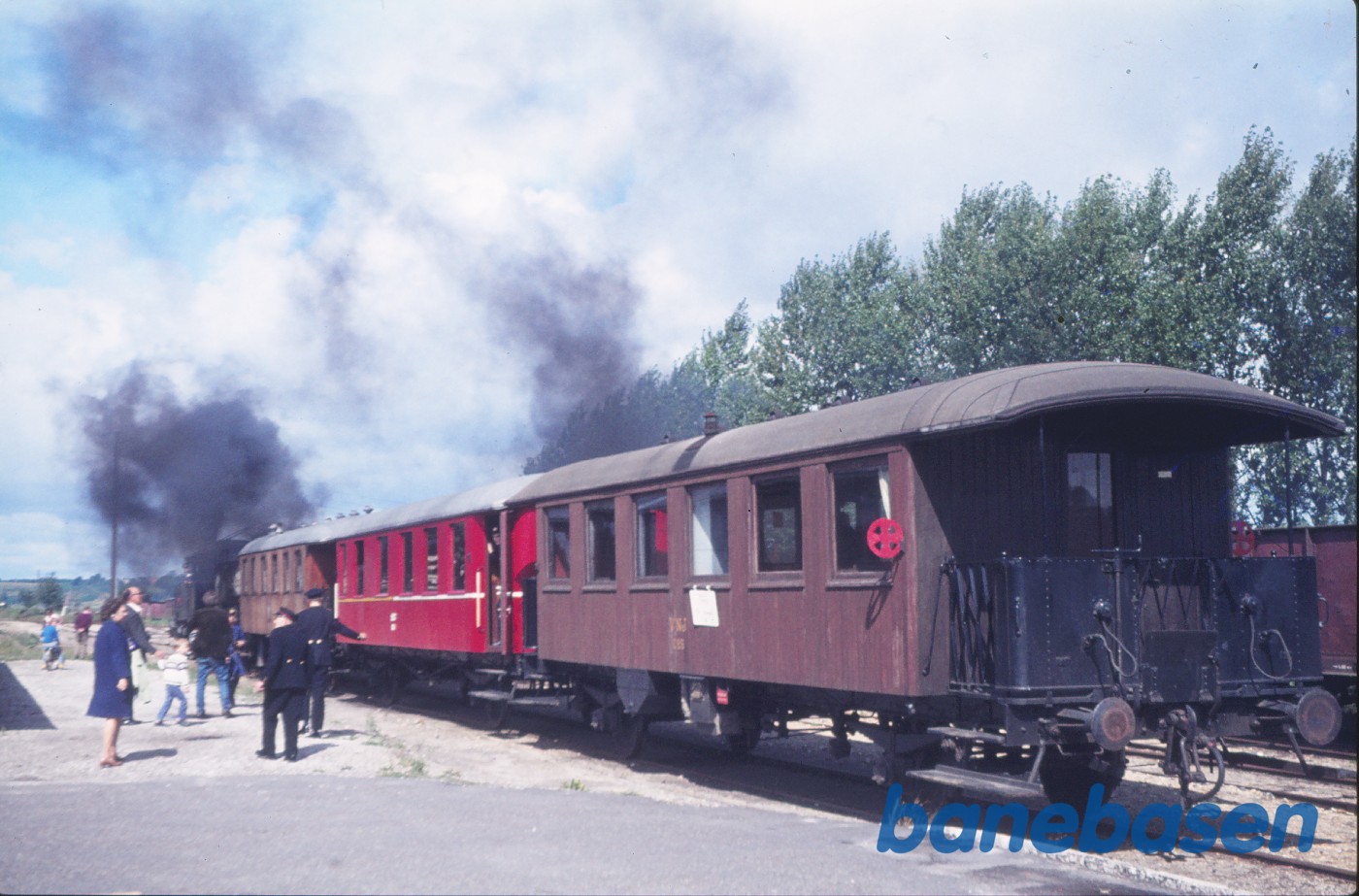 HV nr. 3 med veterantog HV nr. 3 med veterantog