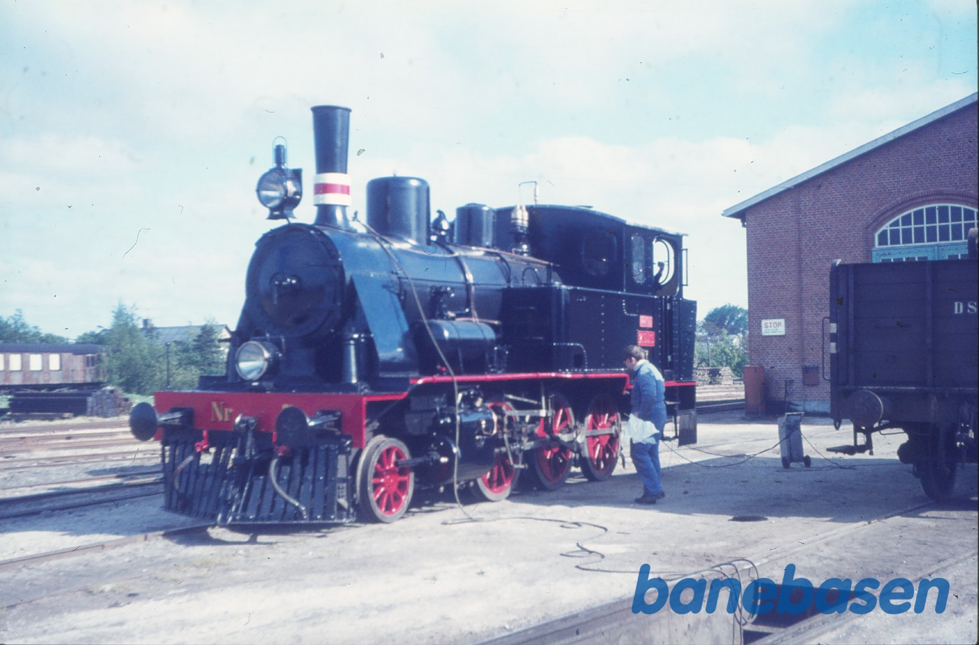Damplokomotiv ØSJS nr. 7, klargøring til afskedstur Damplokomotiv ØSJS nr. 7, klargøring til afskedstur