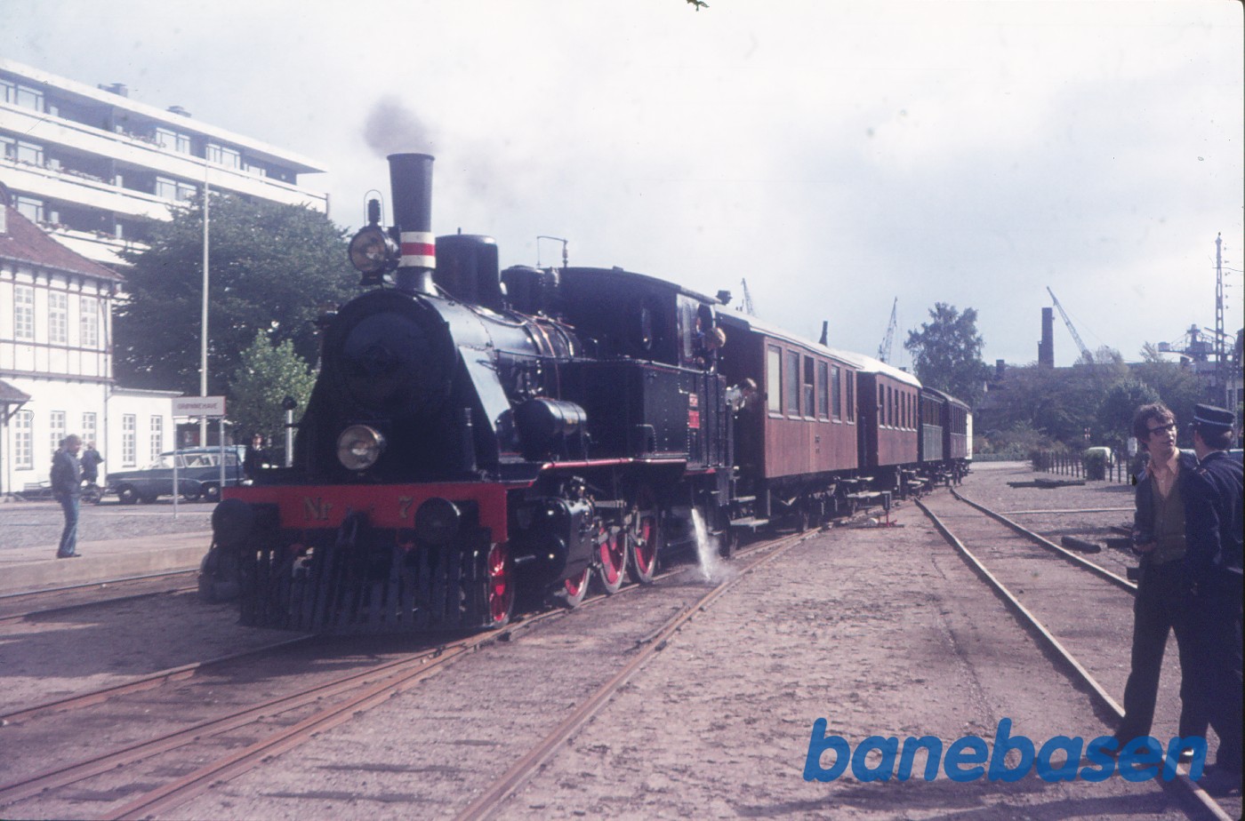 ØSJS nr. 7 med veterantog ØSJS nr. 7 med veterantog