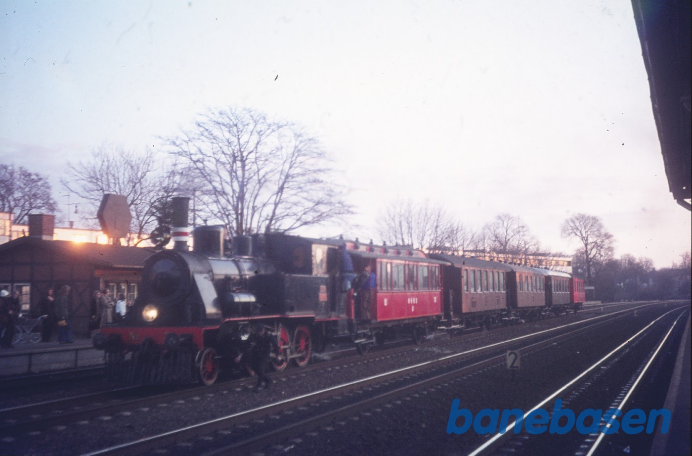 ØSJS nr. 7 med veterantog (juletog) ØSJS nr. 7 med veterantog (juletog)