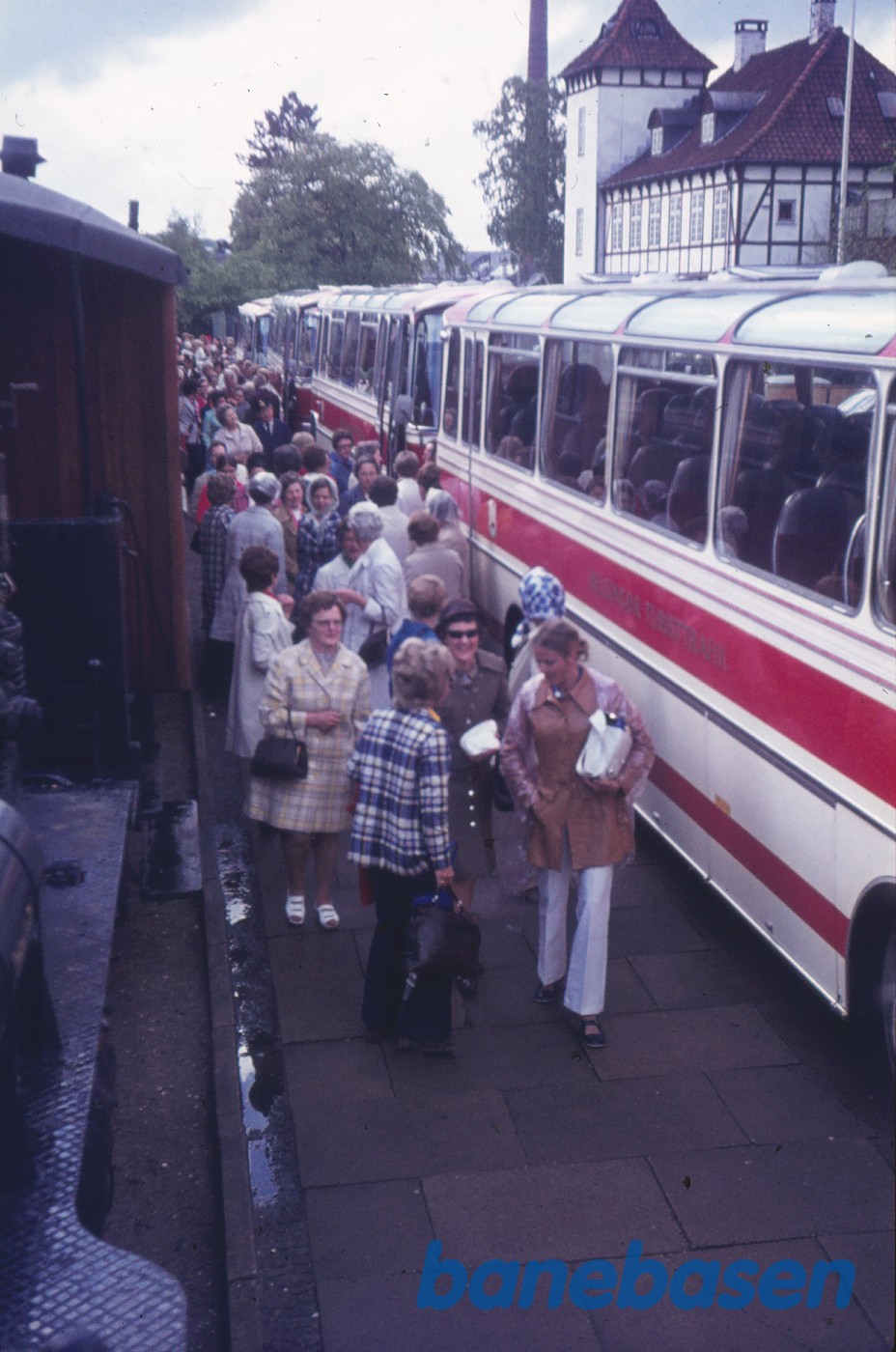 Veterantog og busser Veterantog og busser