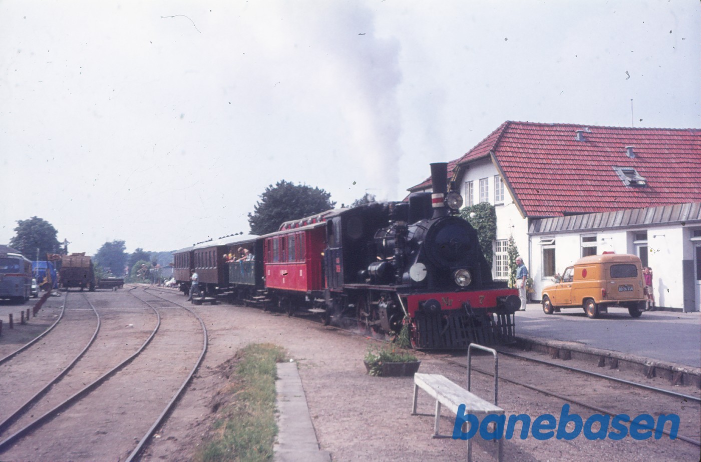 ØSJS nr. 7 med veterantog ØSJS nr. 7 med veterantog