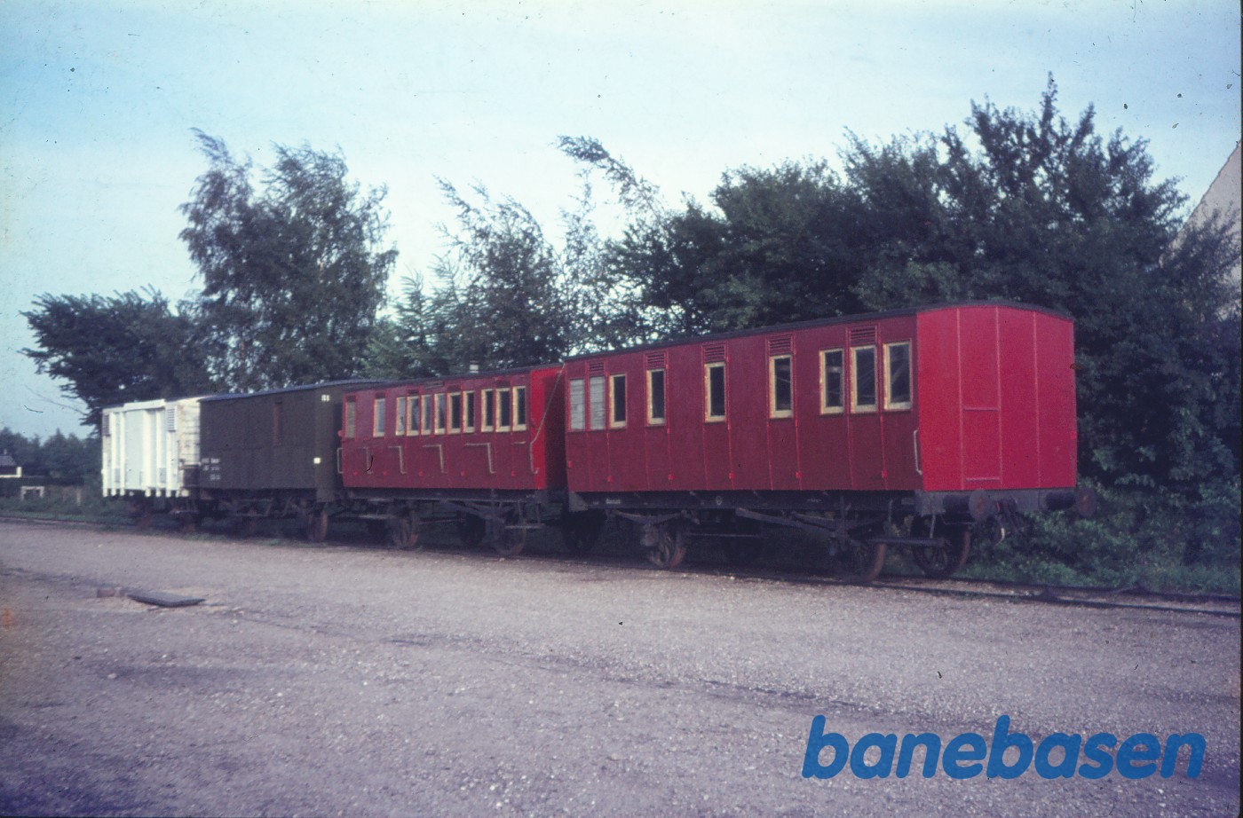 DSB Spcv. 303 + DSB Spcv. 311 + OKMJ J 81 + DSB IGK 20262 DSB Spcv. 303 + DSB Spcv. 311 + OKMJ J 81 + DSB IGK 20262