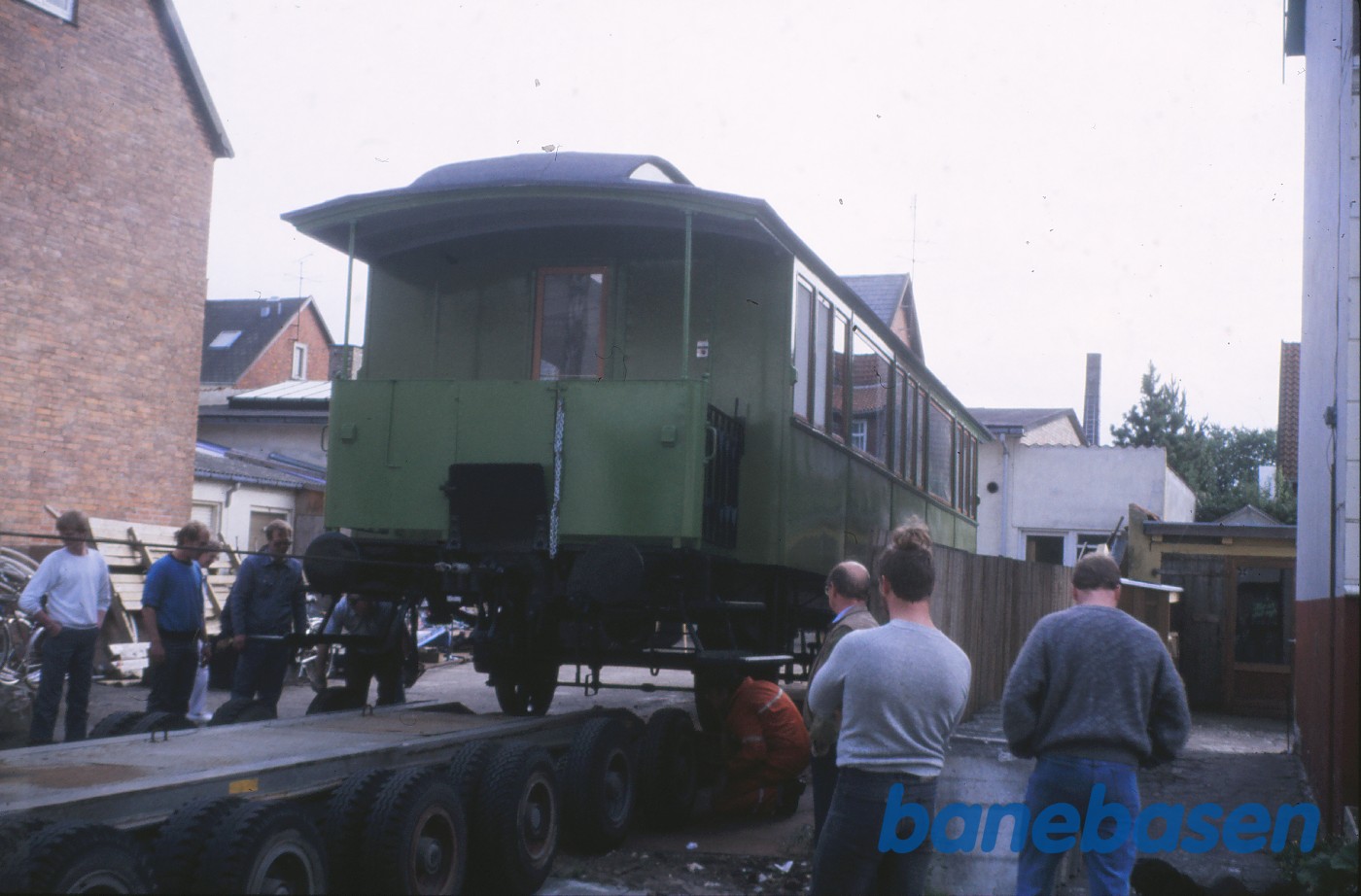 Personvogn KSB A 6 på vognbjørn i Murergade, efter istandsættelse hos kommunens værksted Personvogn KSB A 6 på vognbjørn i Murergade, efter istandsættelse hos kommunens værksted