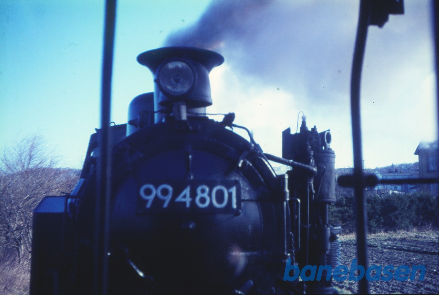 Vue fra personvogn mod damplokomotiv 99 4801 Vue fra personvogn mod damplokomotiv 99 4801