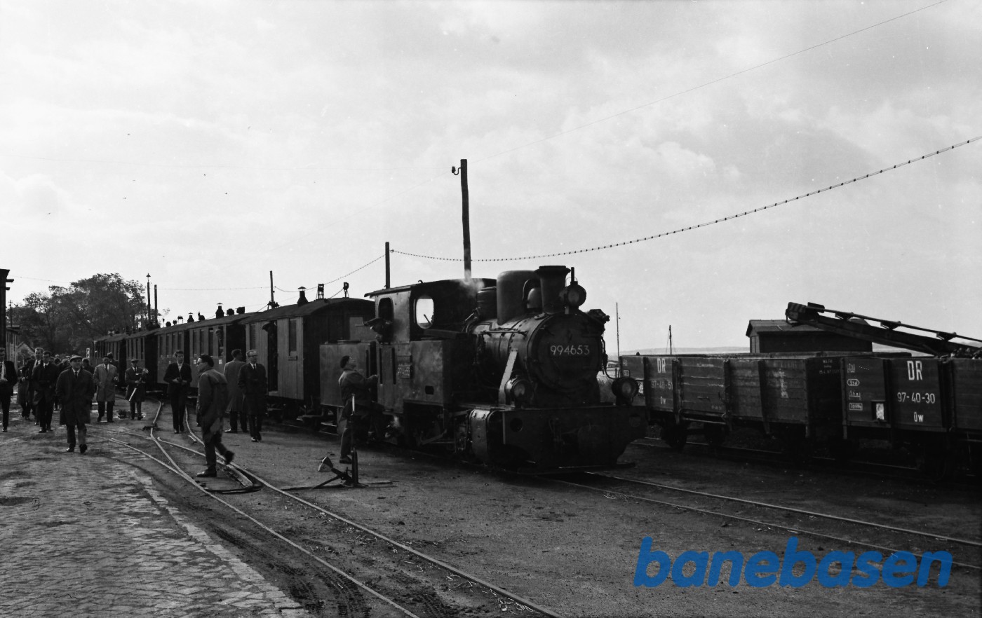 Damplokomotiv 99 4653 med udflugtstog for DJK Damplokomotiv 99 4653 med udflugtstog for DJK