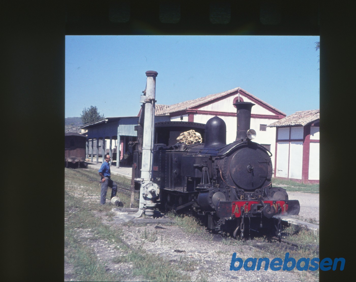 Damplokomotiv nr. 1 "GANDIA", vandtagning Damplokomotiv nr. 1 "GANDIA", vandtagning