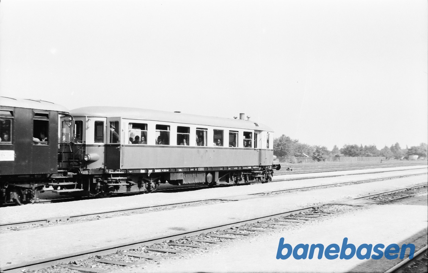 Dette billede er ved at blive registreret Dette billede er ved at blive registreret