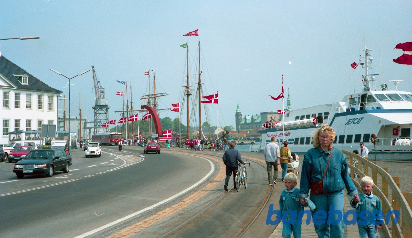 Y-tog på havnen Y-tog på havnen