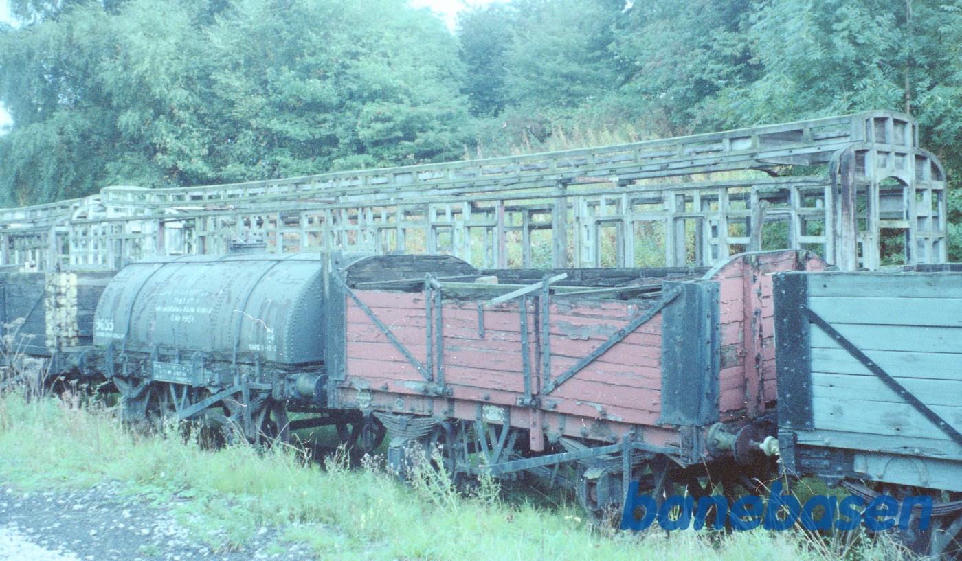 Åben godsvogn + tankvogn Åben godsvogn + tankvogn