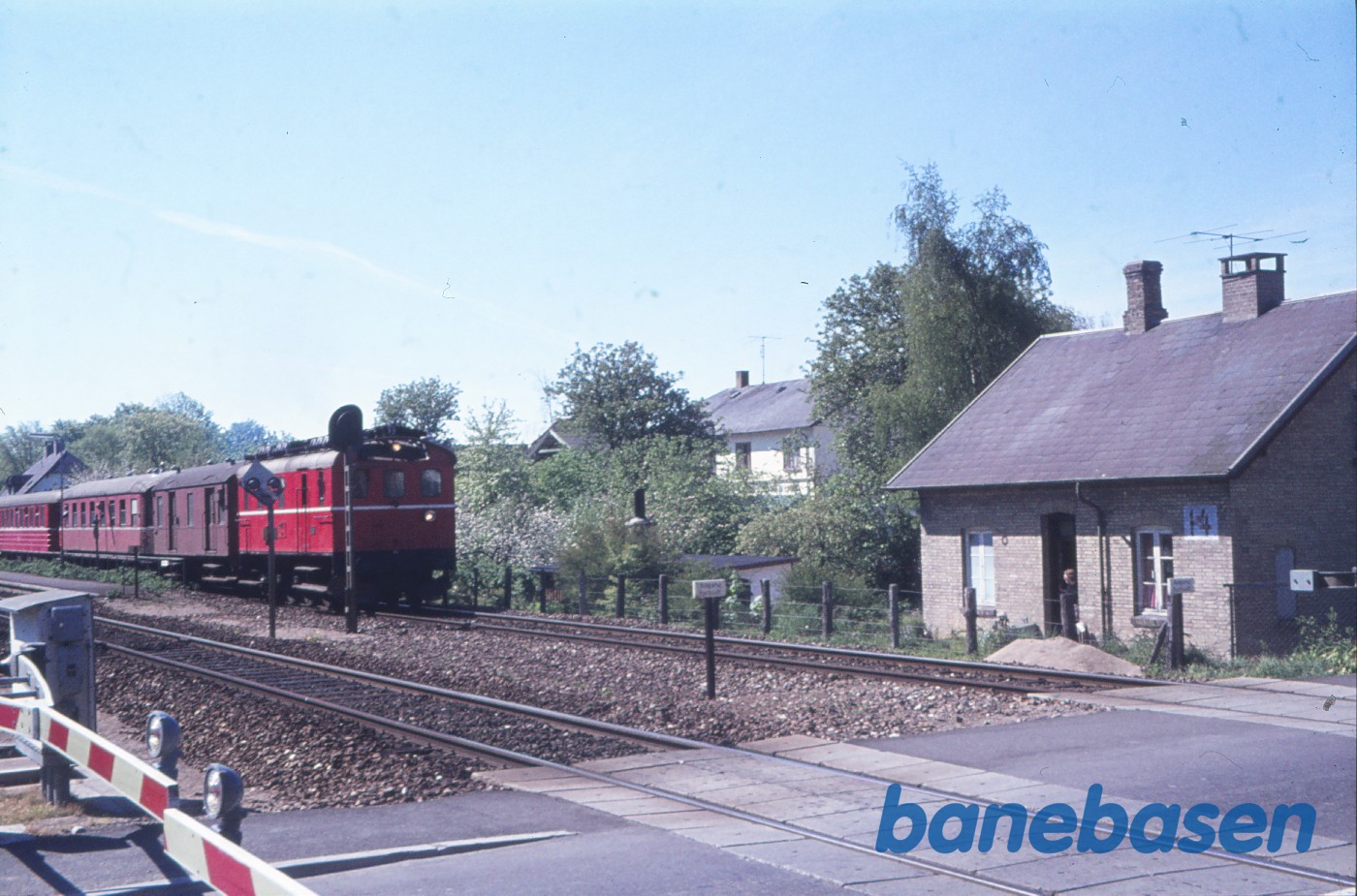 Diesellokomotiv nr. 40 med udflugtstog Diesellokomotiv nr. 40 med udflugtstog