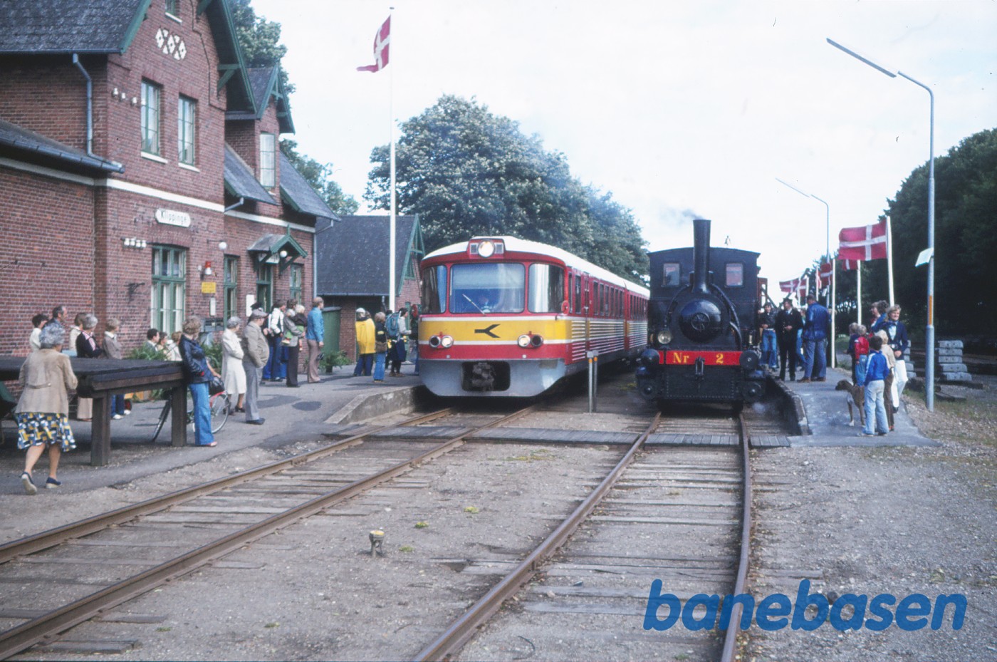 Klippinge station, jubilæumstog med ØSJS nr. 2 og Y-tog Klippinge station, jubilæumstog med ØSJS nr. 2 og Y-tog