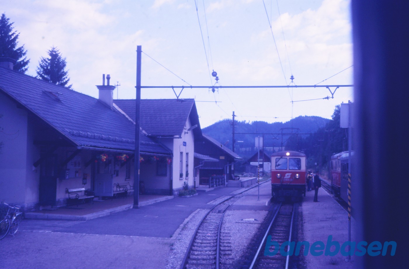 Togkrydsning på Mariazellerbahn Togkrydsning på Mariazellerbahn