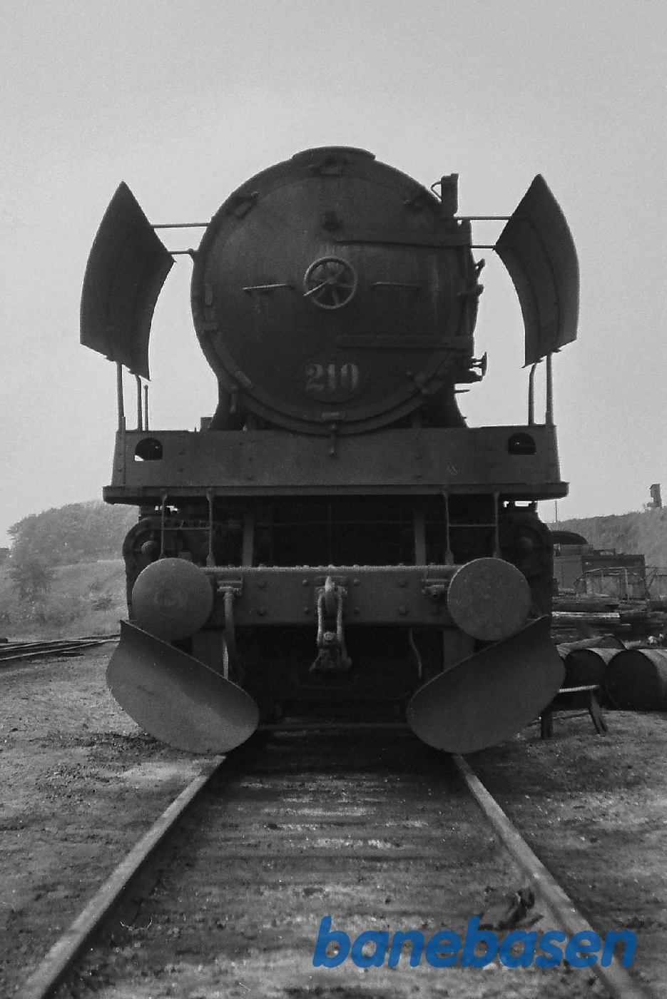 N 210 forfra N 210 forfra