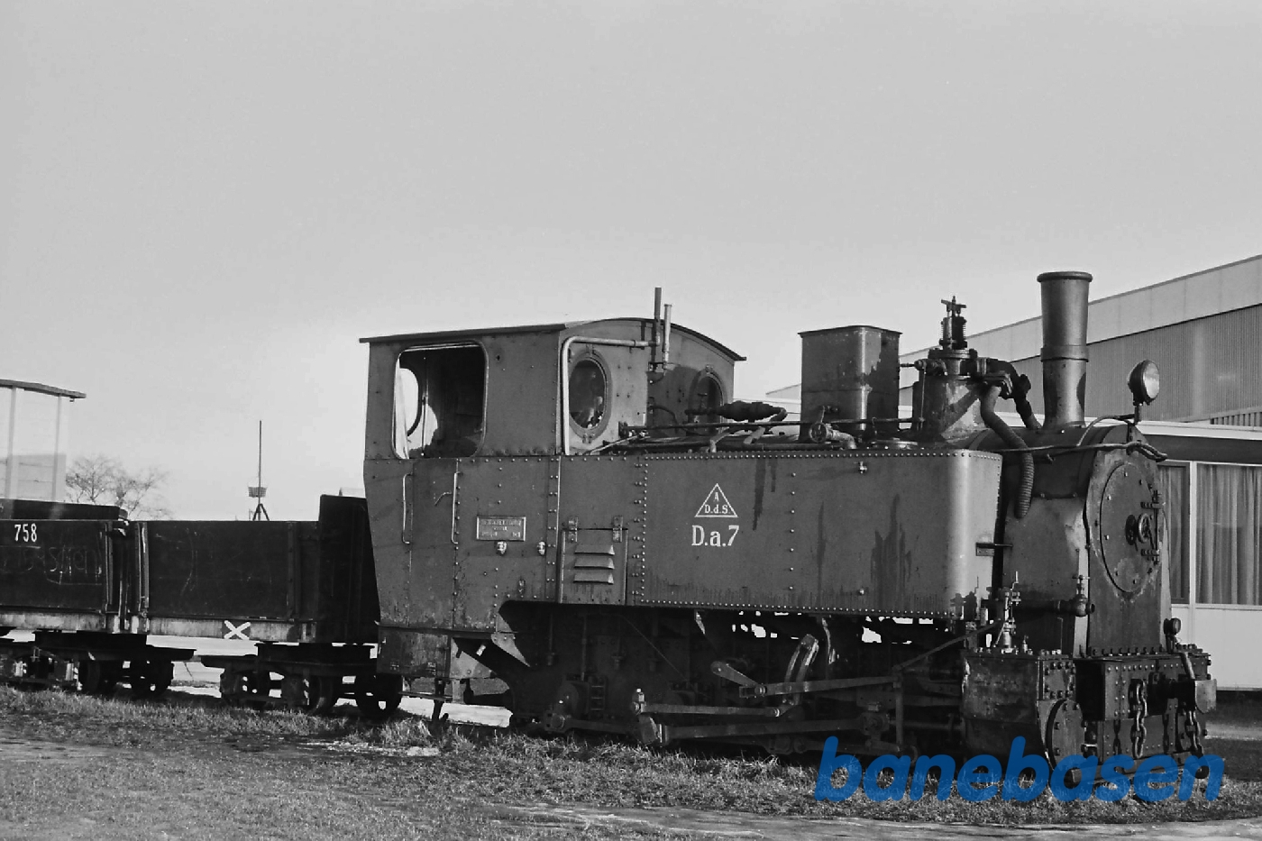 Roebane lokomotiv Da 7 ved Teknisk museum, Ole Rømers Vej i Helsingør Roebane lokomotiv Da 7 ved Teknisk museum, Ole Rømers Vej i Helsingør