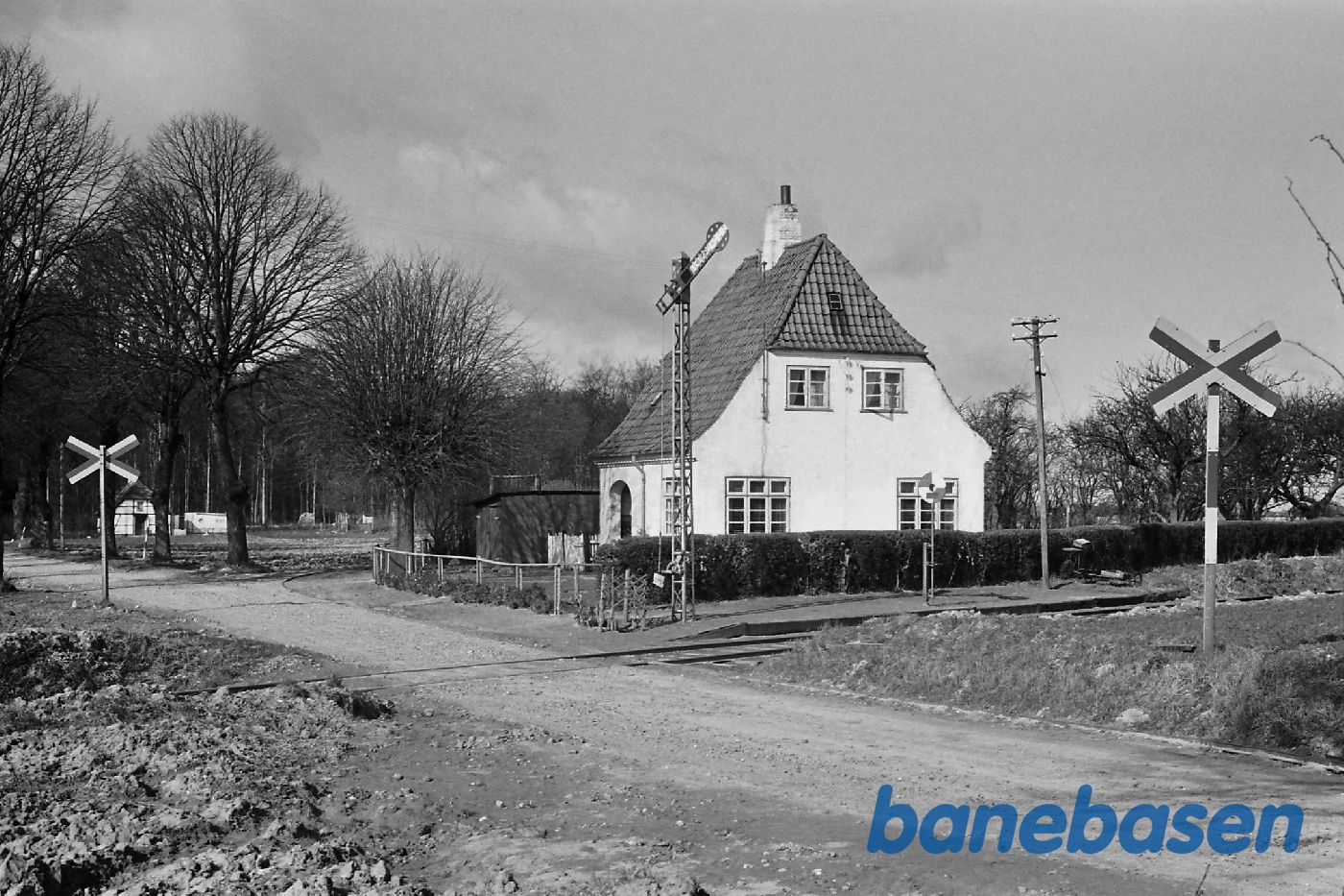 Trinbræt med niveaukrydsning med roebane Trinbræt med niveaukrydsning med roebane