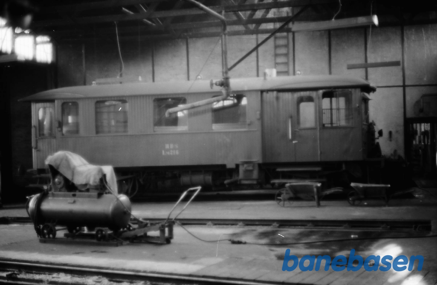 Lm 216 i remisen Lm 216 i remisen