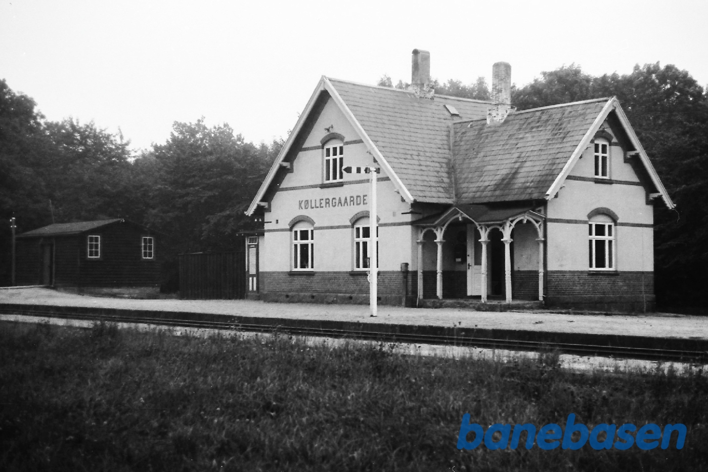 Stationsbygningen Stationsbygningen